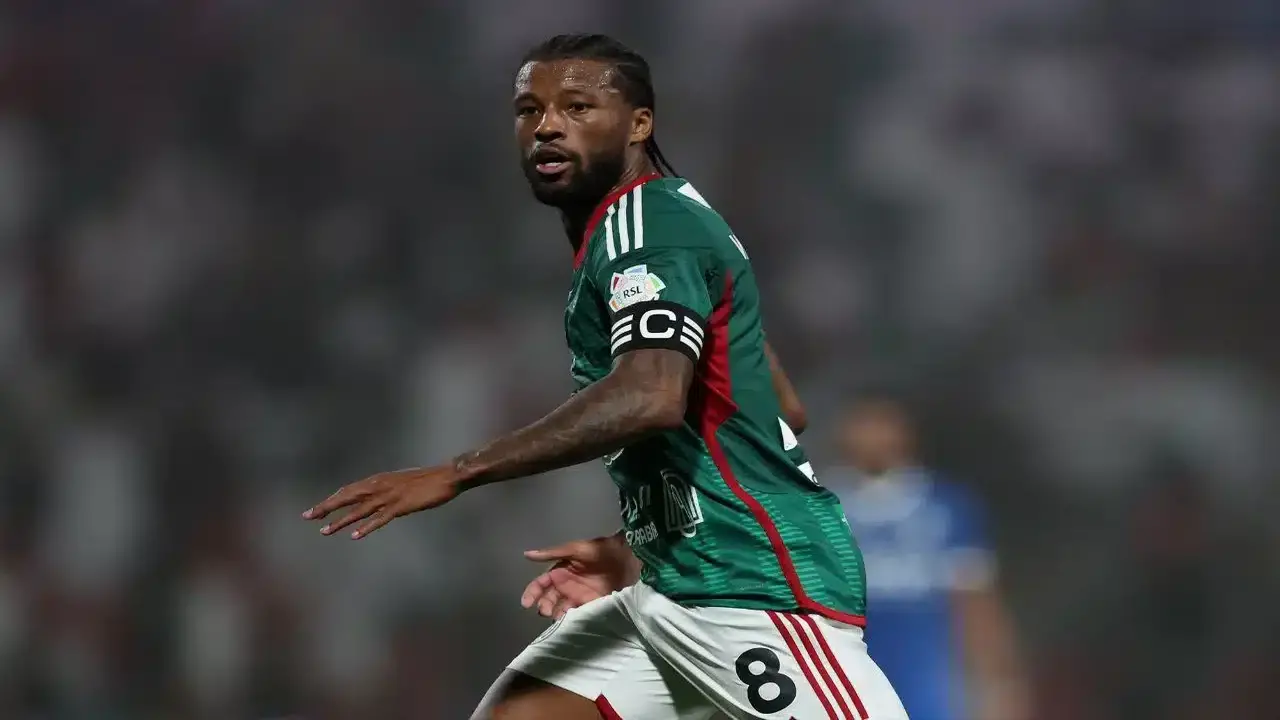 فينالدوم يخطط للرجوع إلى الدوري الإنجليزي